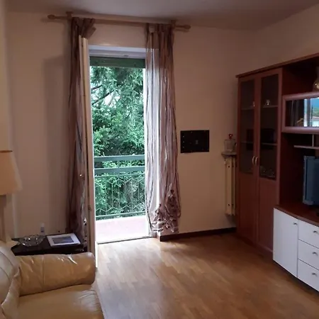 아파트 Holiday House Mille Olivi