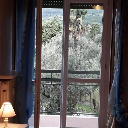 Holiday House Mille Olivi